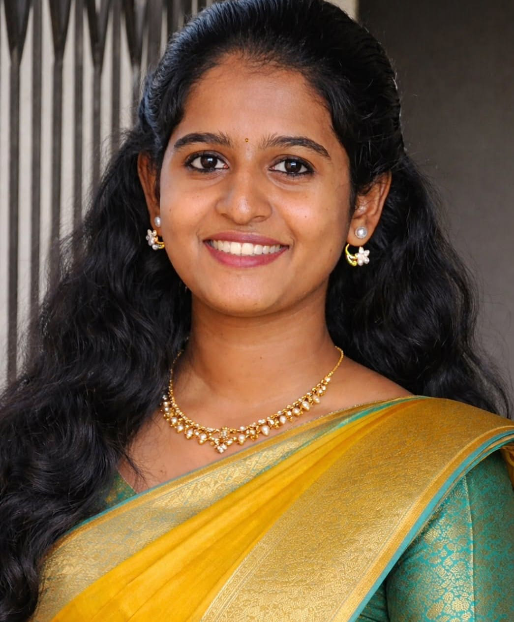 NEENU THOMAS