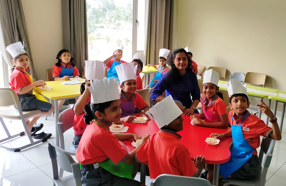Colourful fruit display.